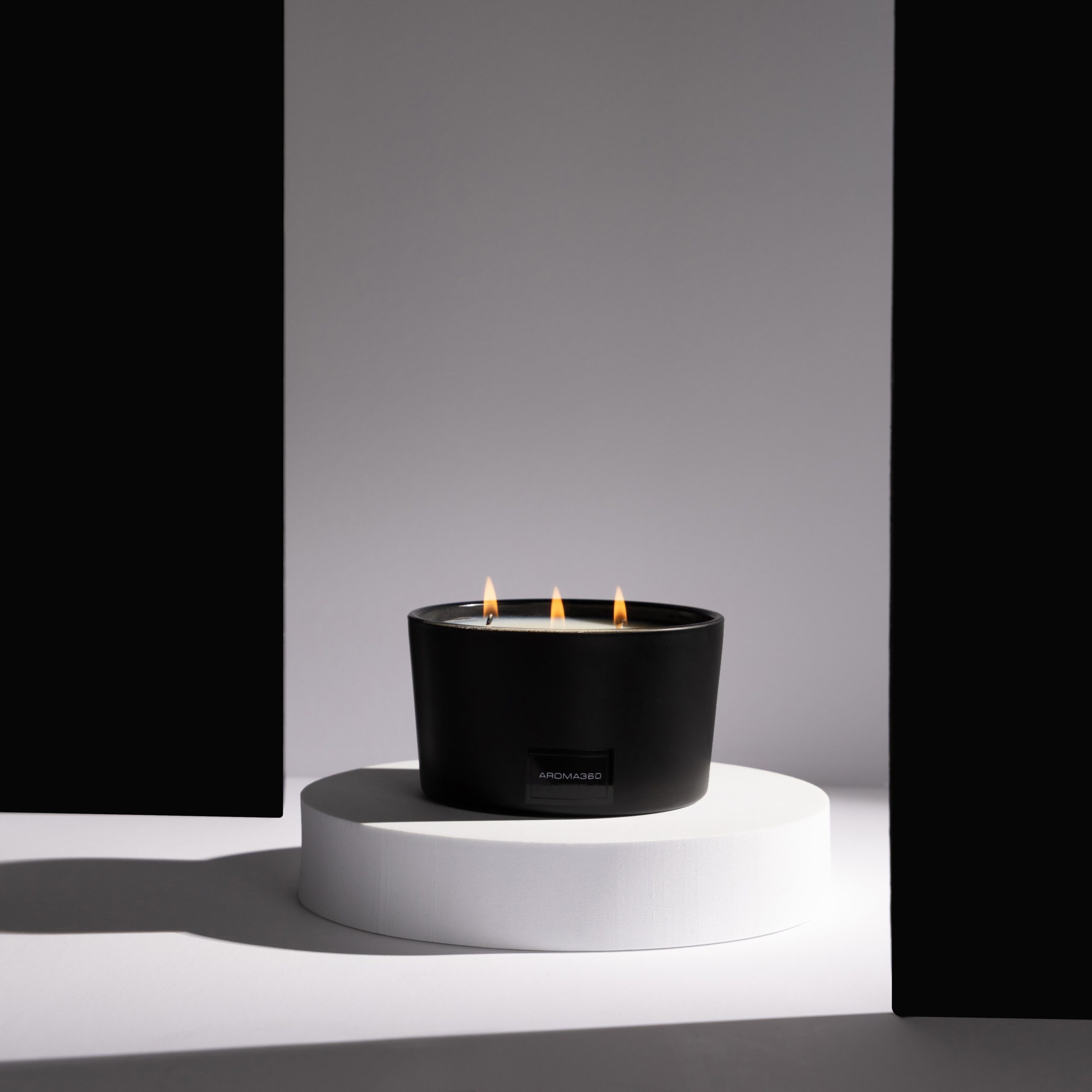 Iris 3-Wick Candle - Image 6