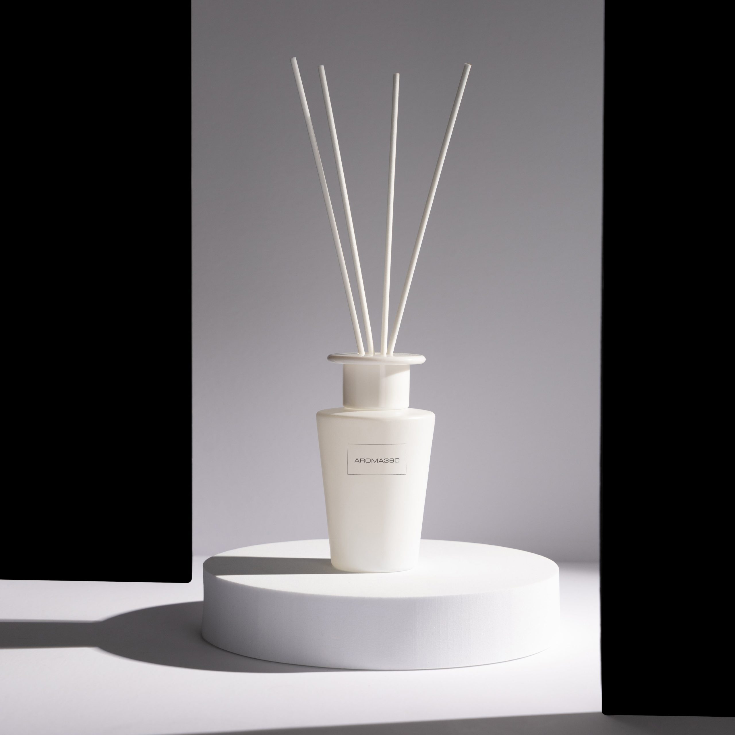 D??j?? Vu Reed Diffuser - Image 7