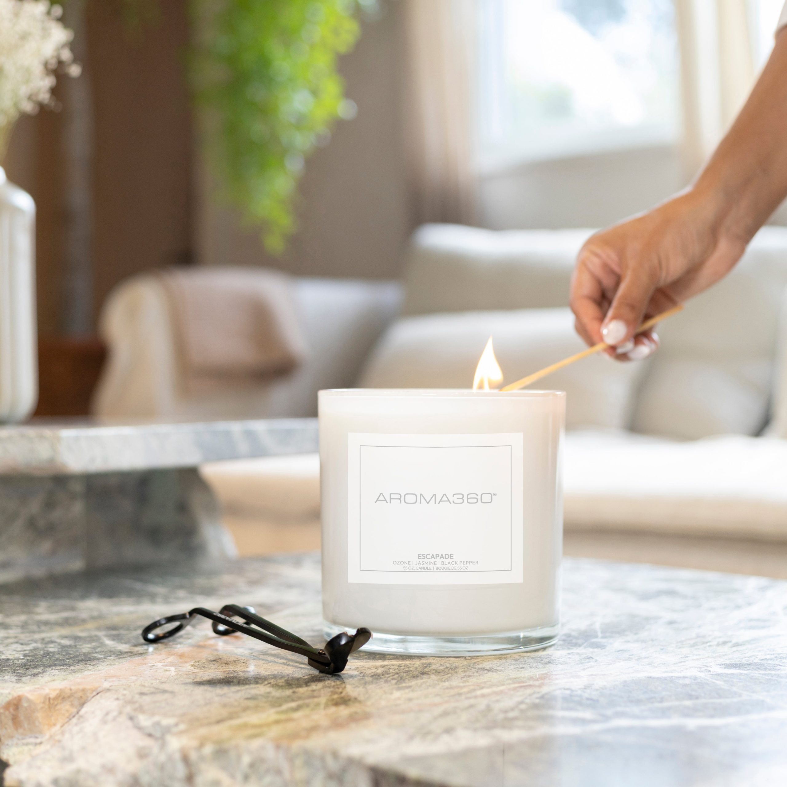 Escapade 4-Wick Candle - Image 4